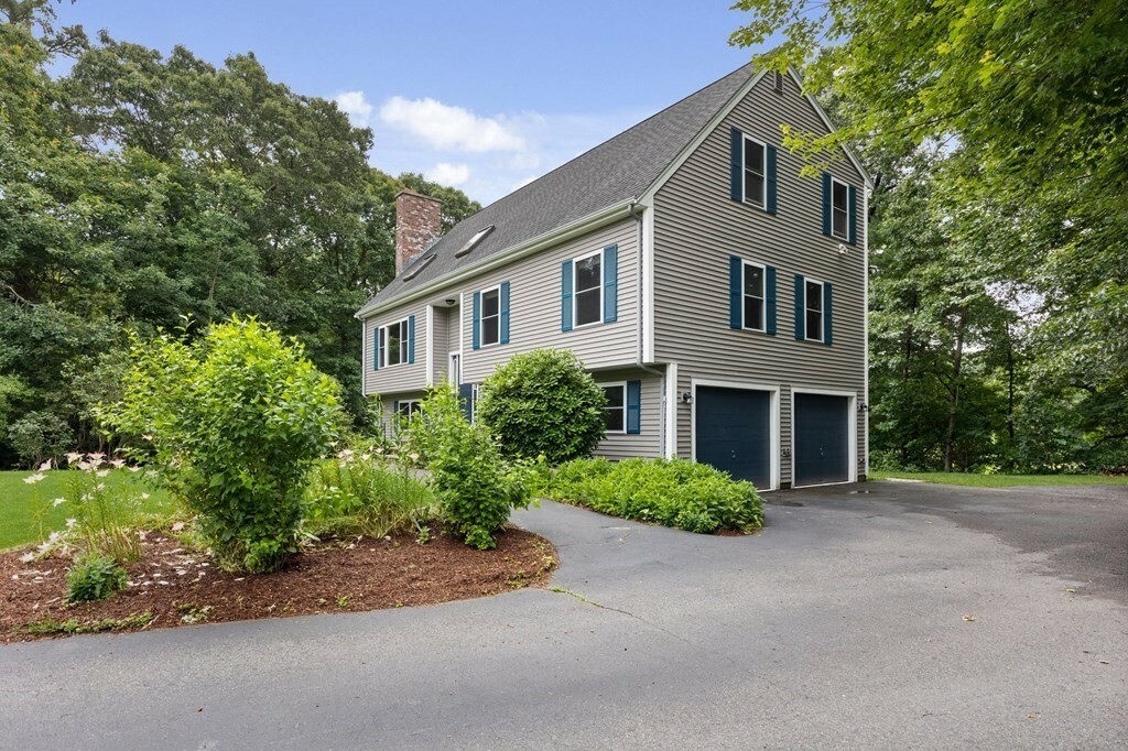 Property Photo: 125 Three Rivers Dr MA 02324