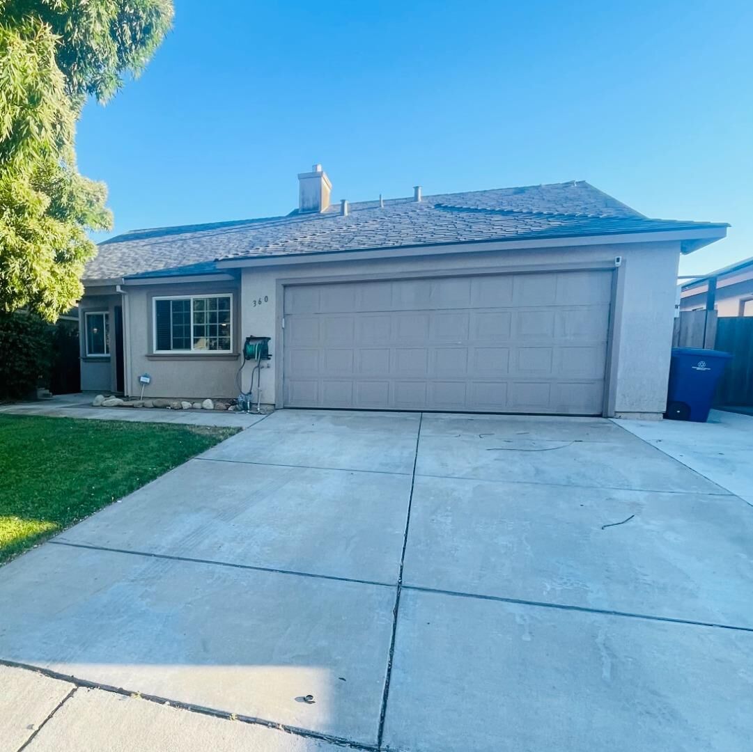 Property Photo:  360 Goldenrod Street  CA 93960 