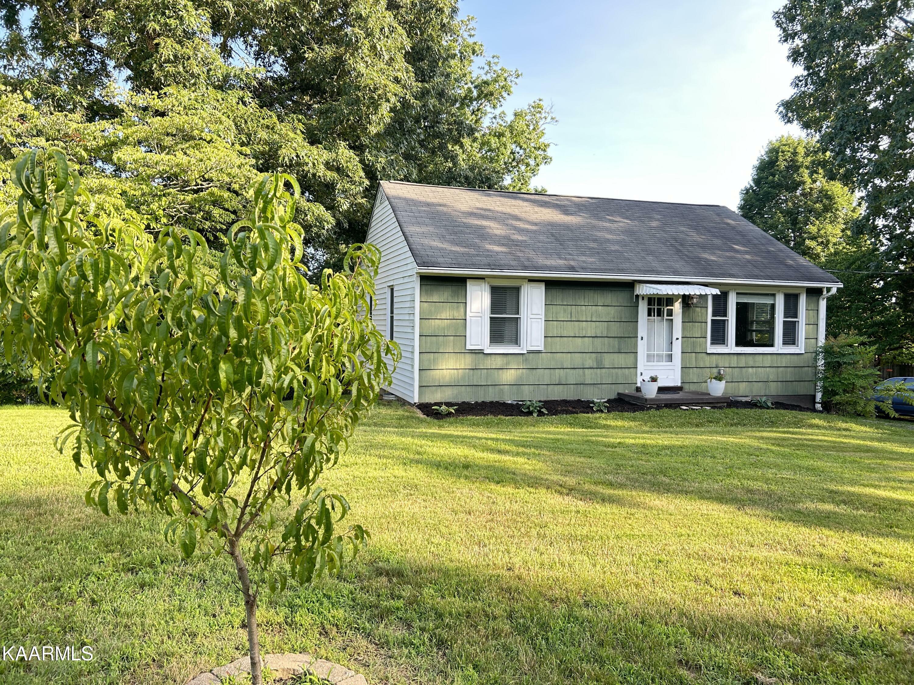 Property Photo:  5719 Sanford Rd  TN 37912 