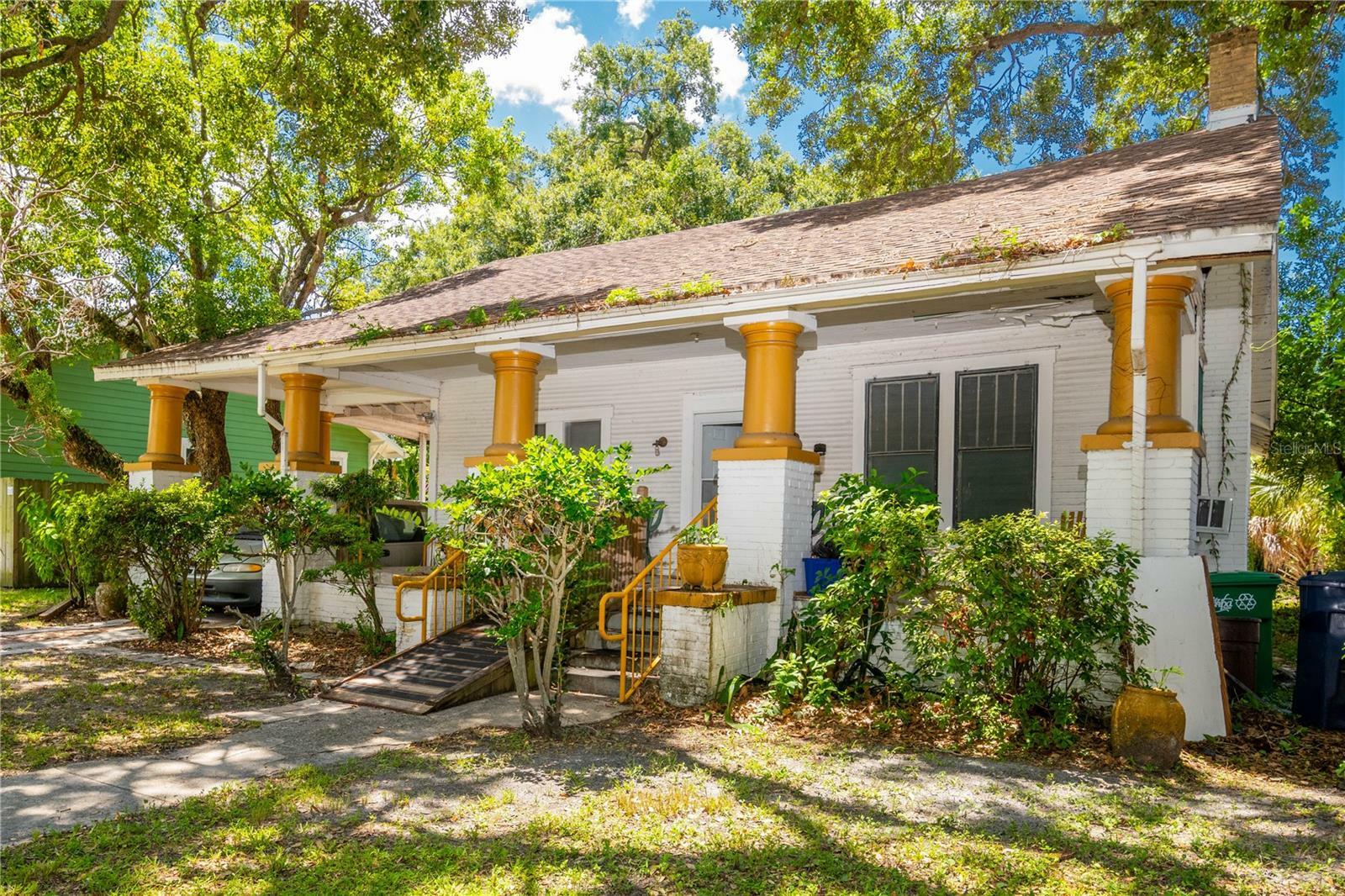 Property Photo:  418 W Frances Avenue  FL 33602 