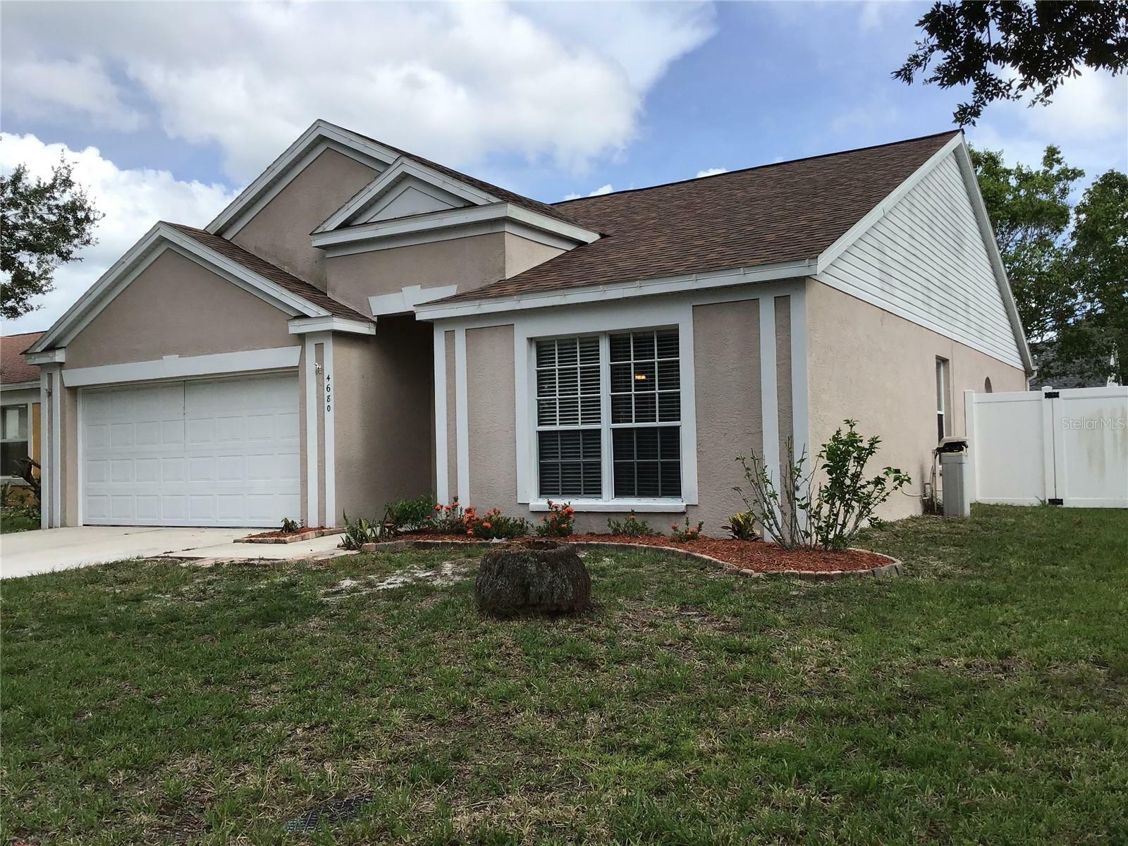 Property Photo: 4680 56th Drive E FL 34203