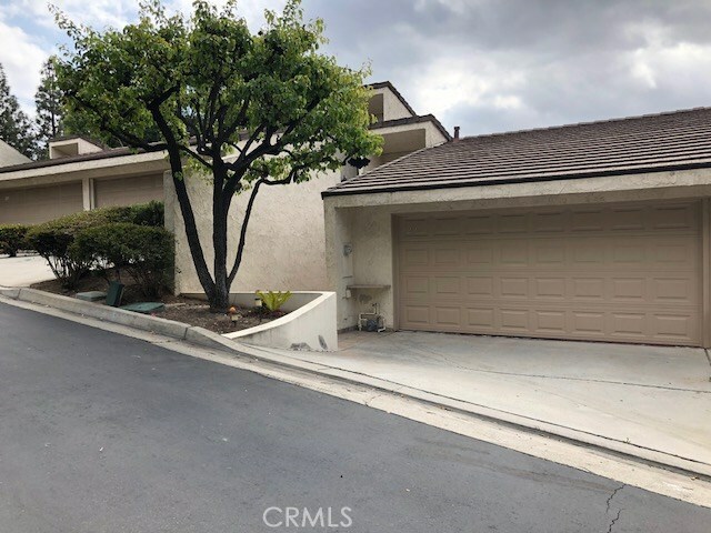 Property Photo:  2212 Vista Del Sol  CA 92831 