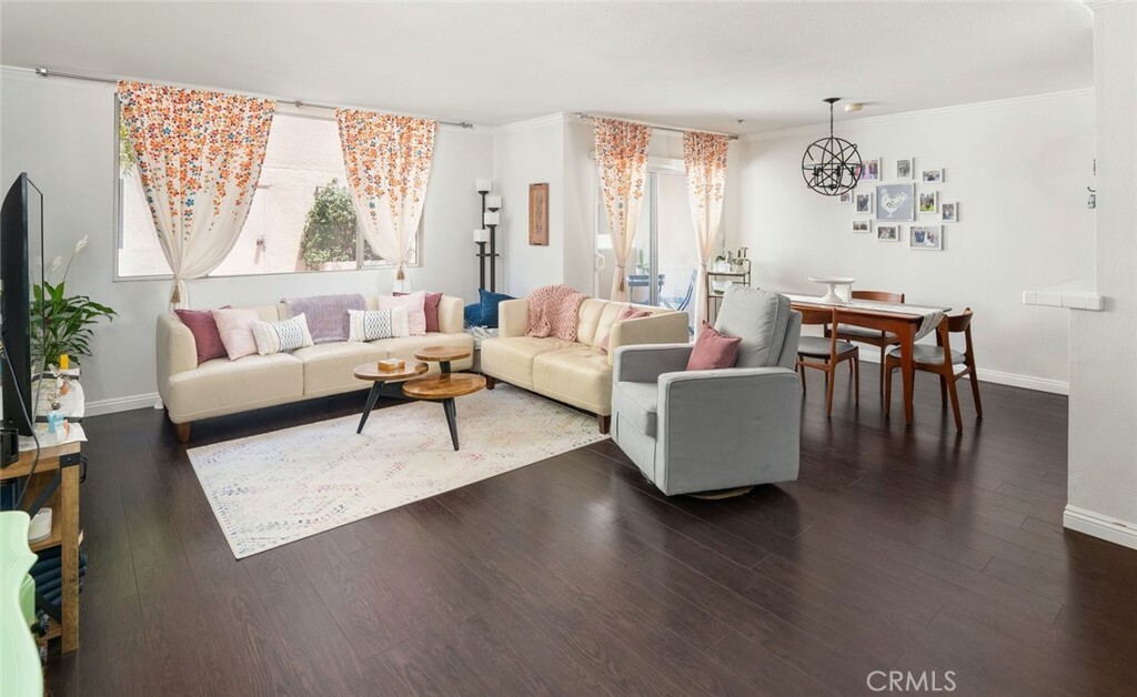 Property Photo: 4501 Cedros Avenue 121 CA 91403