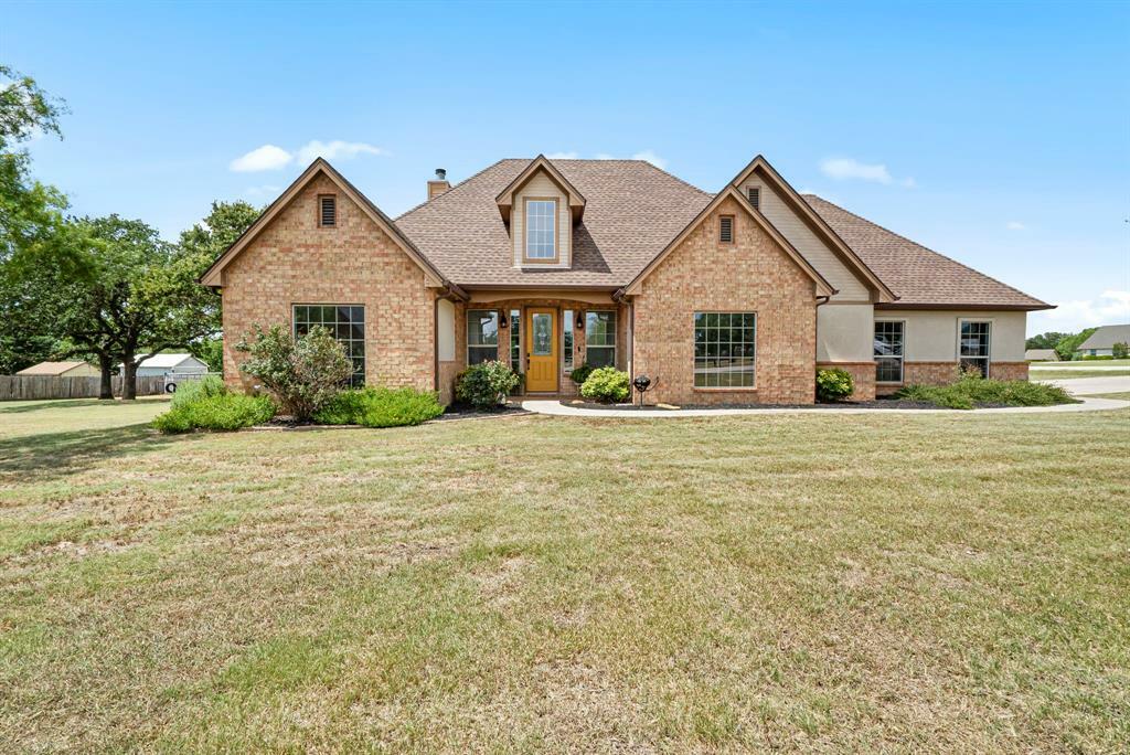 Property Photo:  187 Eagle Pass Lane  TX 76087 