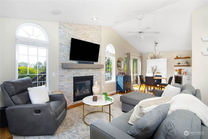 Property Photo:  3780 N Heather Place  WA 98226 
