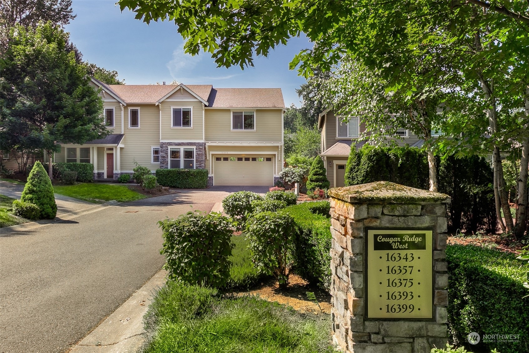 Property Photo: 16375 SE Cougar Mountain Way WA 98006