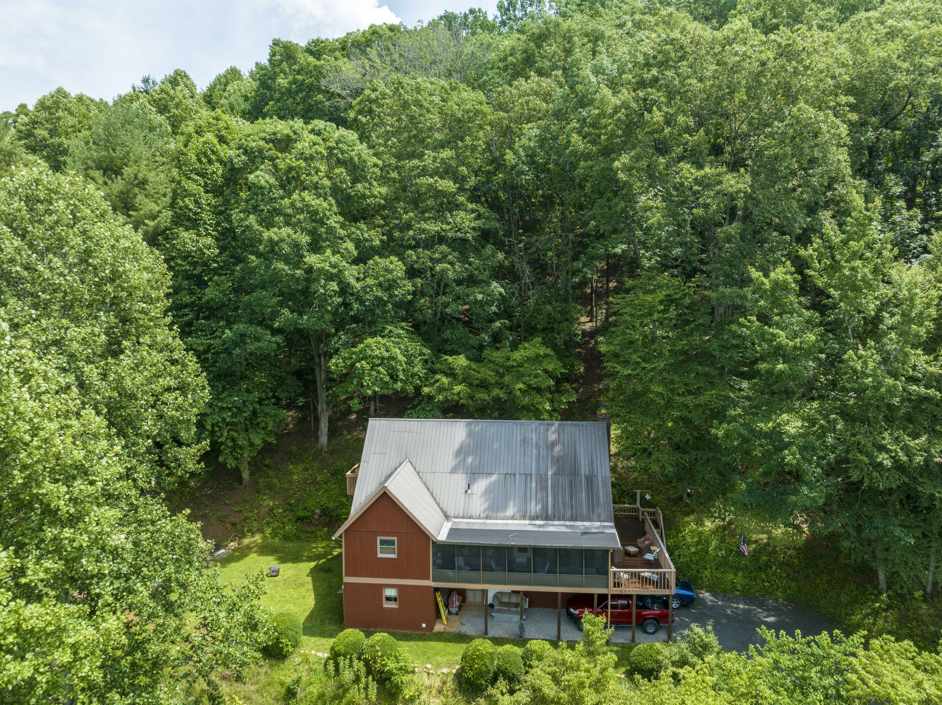 Property Photo:  125 Watauga Overlook Drive  TN 37640 