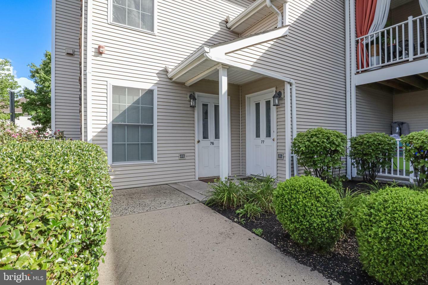 Property Photo:  76 Chariot Court  NJ 08854 