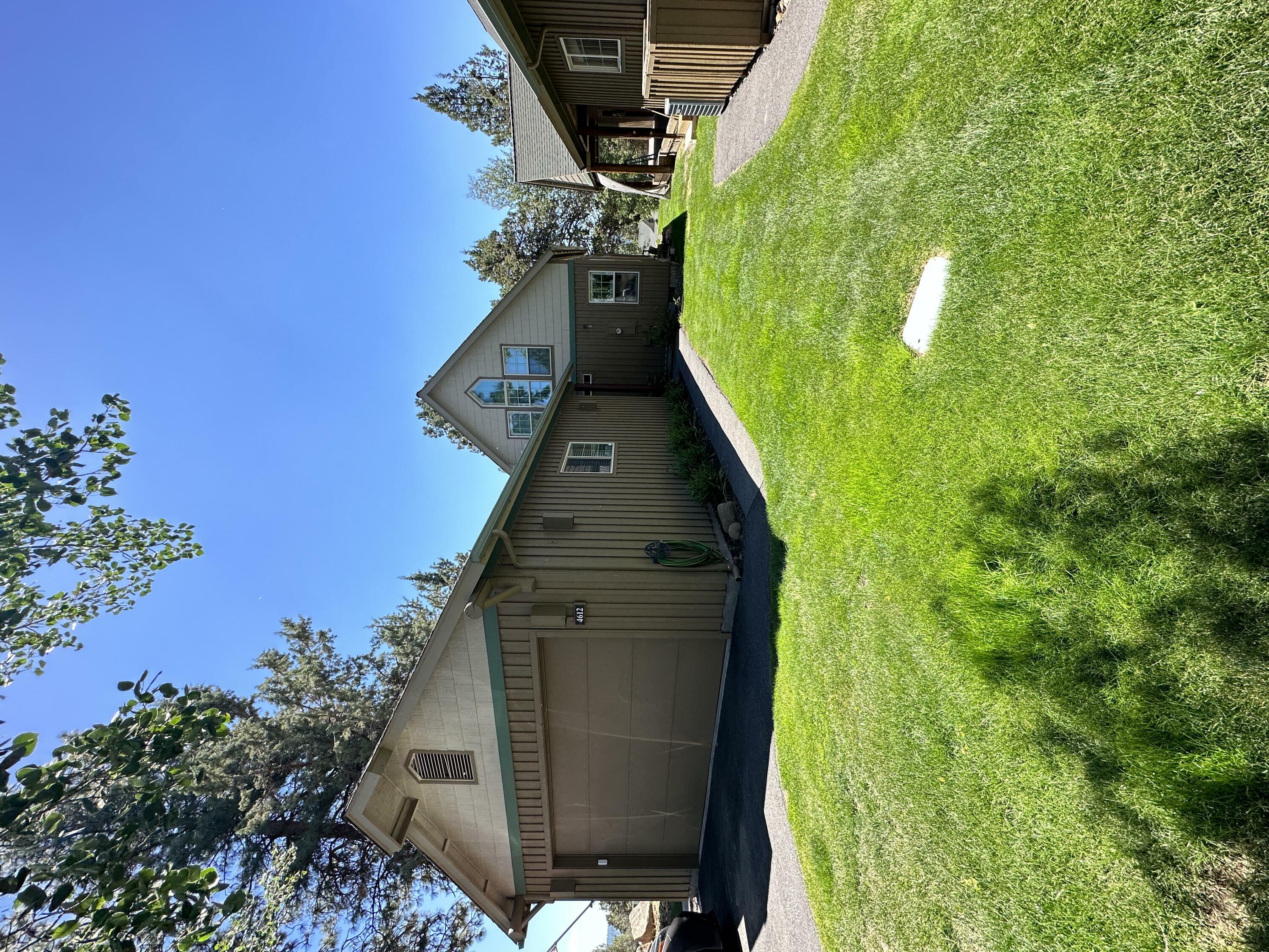 Property Photo: 4612 Marsh Hawk Drive OR 97601