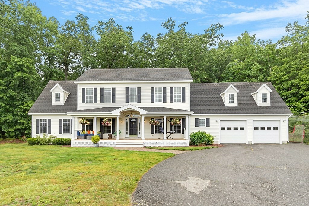 Property Photo:  7 White Tail Xing  MA 01462 