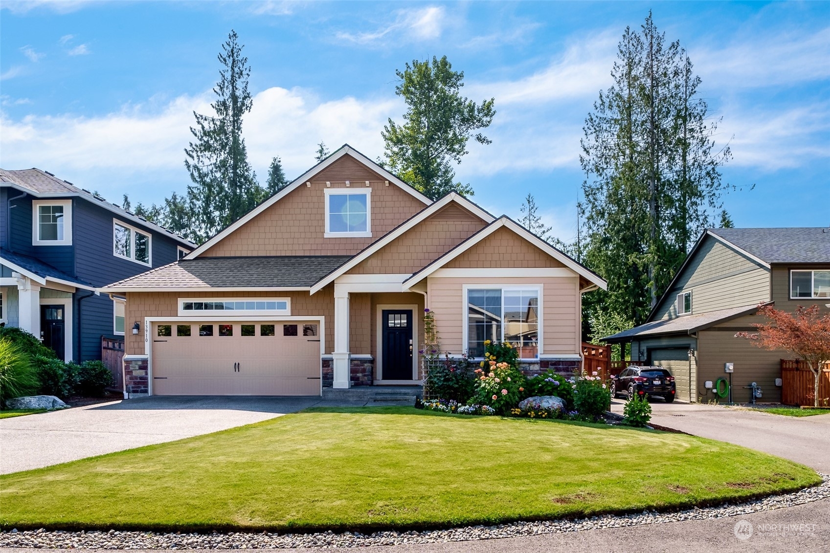 Property Photo: 13910 183rd Avenue Ct E WA 98391