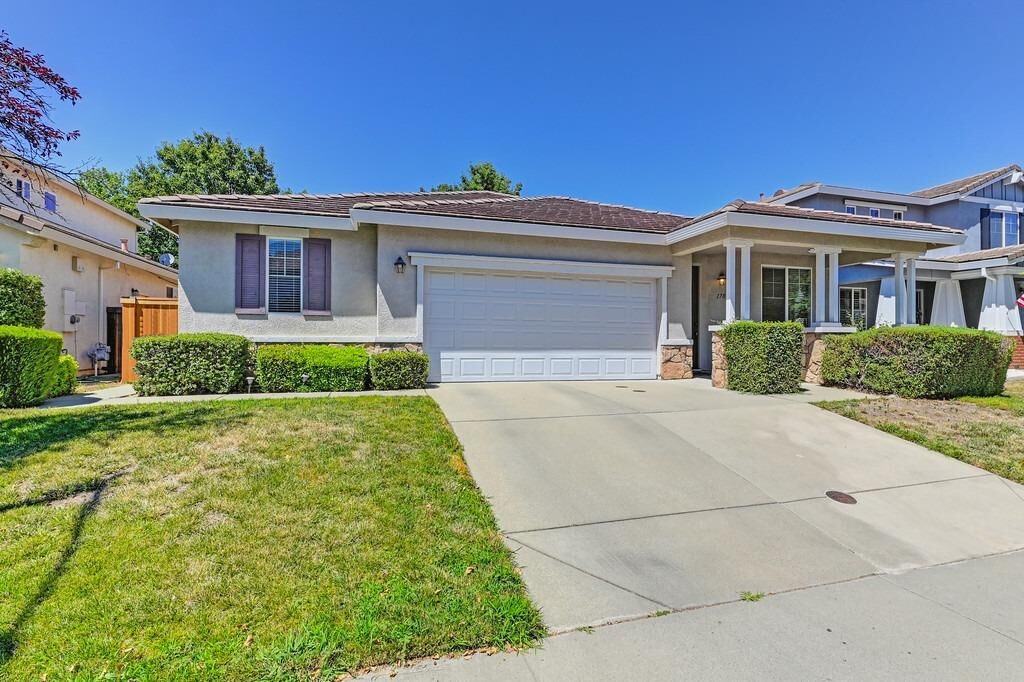 Property Photo:  1780 Hiawatha Drive  CA 95747 