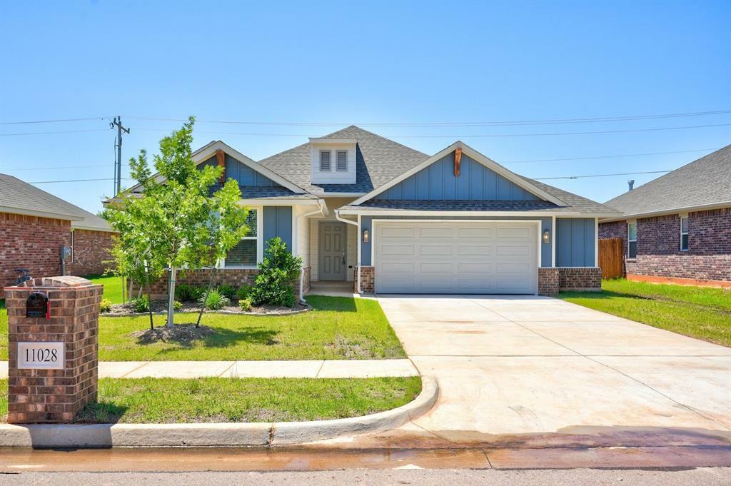 Property Photo:  11028 SW 36th Street  OK 73099 