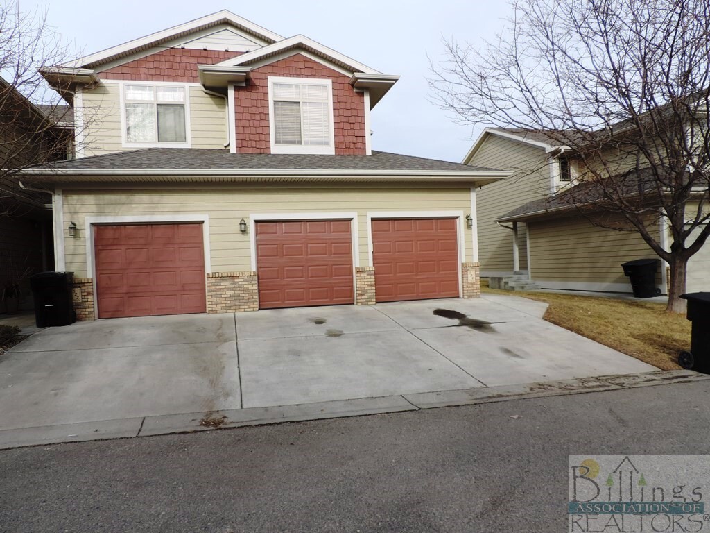 Property Photo: 524 Killarney St MT 59105-3054