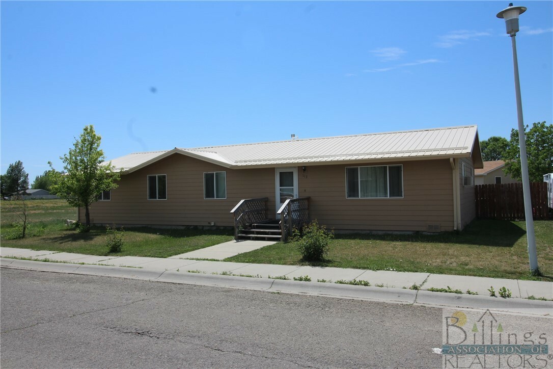 Property Photo: 112 Heimat Road MT 59034