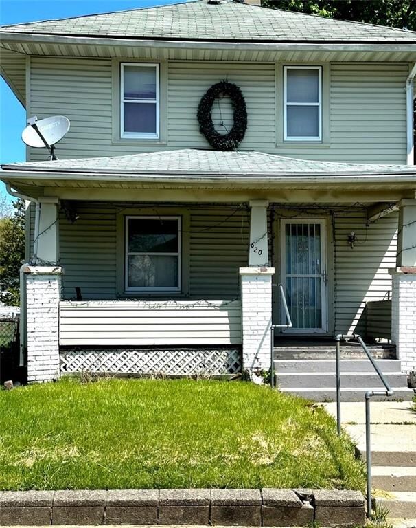 Property Photo: 620 E Southern Avenue OH 45505