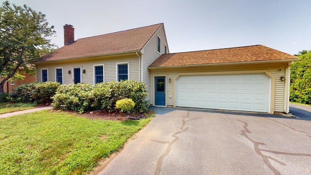 Property Photo:  482 Turners Falls Rd  MA 01351 