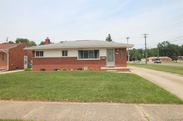 Property Photo:  32910 Barton Street  MI 48135 