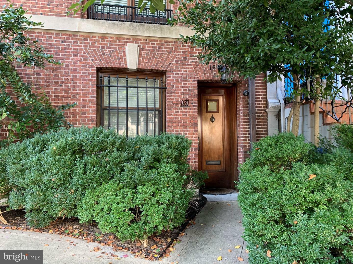 Property Photo:  1630 NW 21st Street NW  DC 20009 