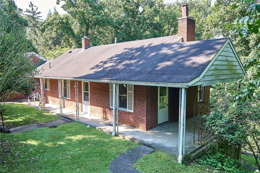 Property Photo:  517 Linden Road  WV 25314 