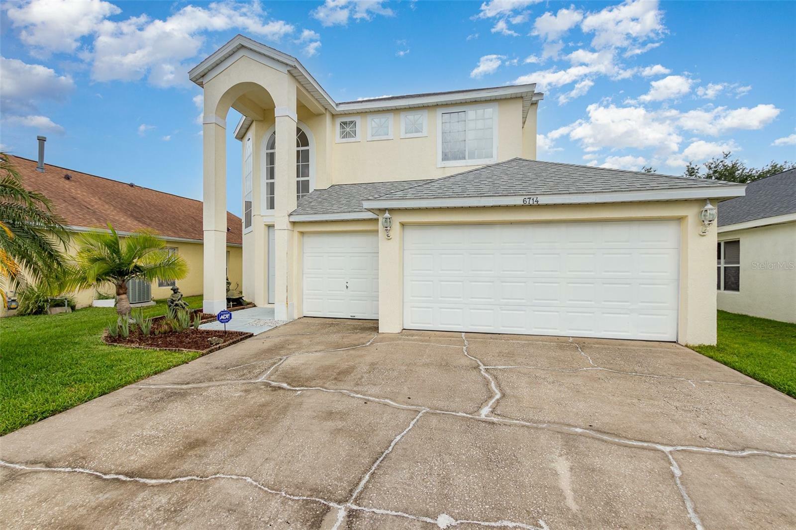 Property Photo:  6714 Bouganvillea Crescent Drive  FL 32809 