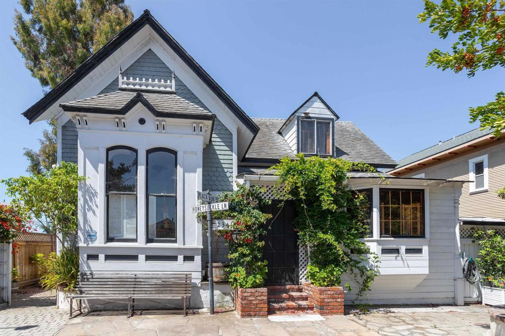 Property Photo: 2341 Irving Avenue CA 92113