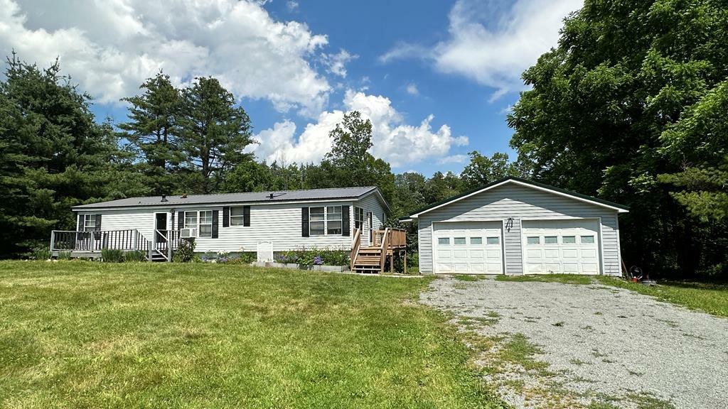 Property Photo:  7102 Lake Road  PA 18850 