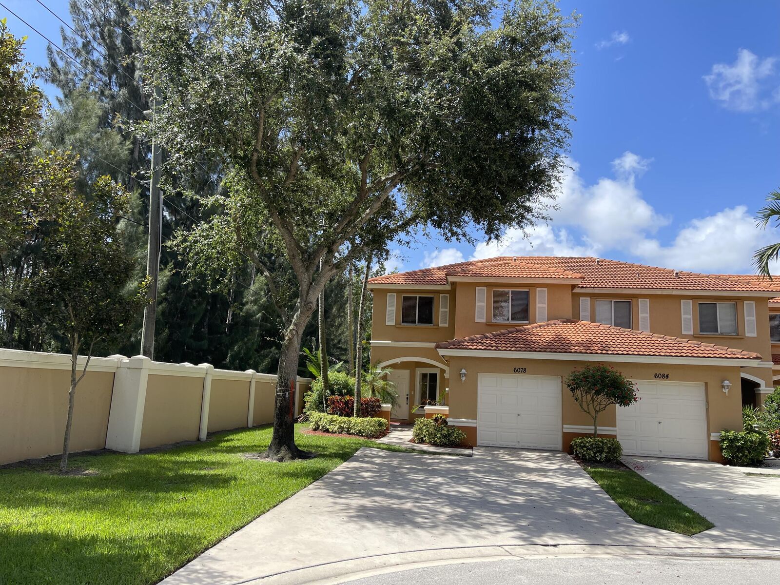 Property Photo:  6078 Whalton Street  FL 33411 