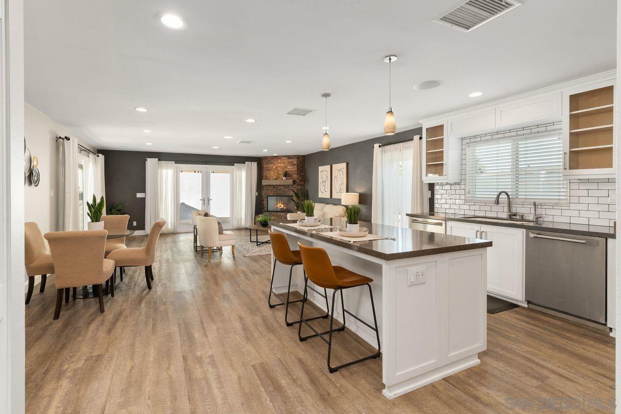 Property Photo: 3241 Fontana Ave CA 92117