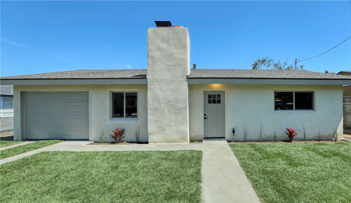 Property Photo:  1246 Belridge Street  CA 93445 