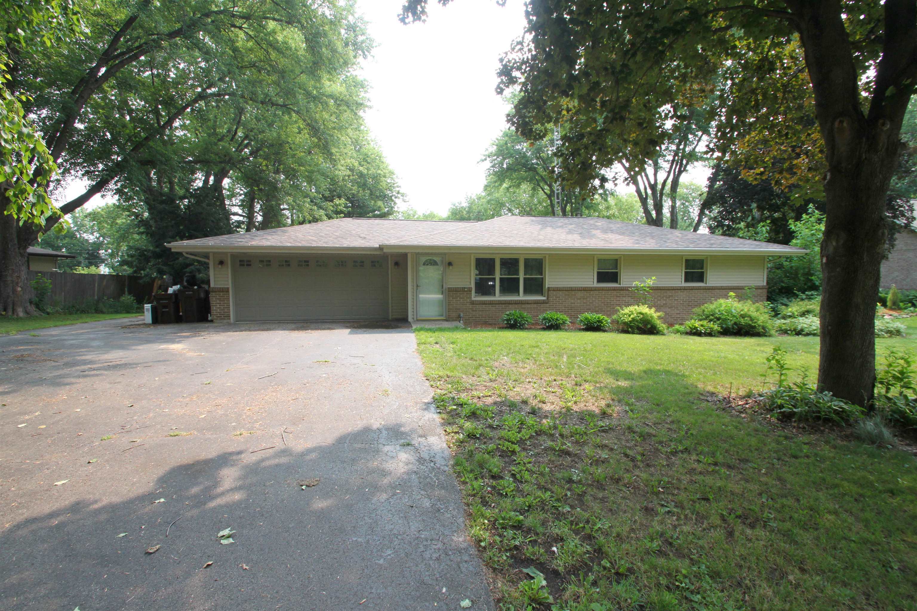 Property Photo:  2856 Edna Road  IL 61102 