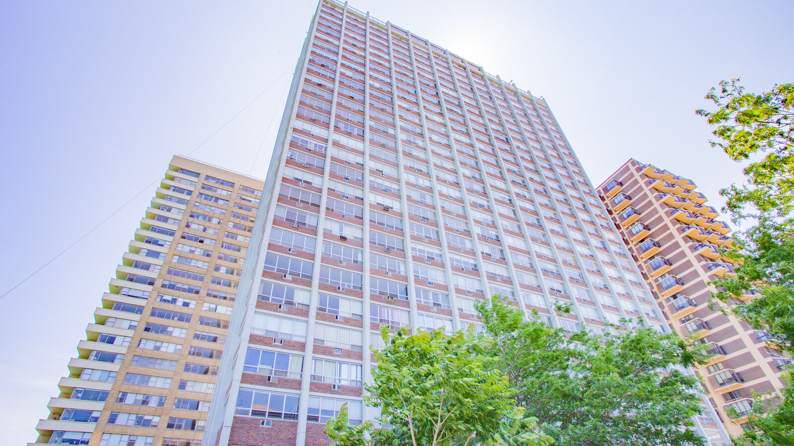 Property Photo: 6171 N Sheridan Road 702 IL 60660
