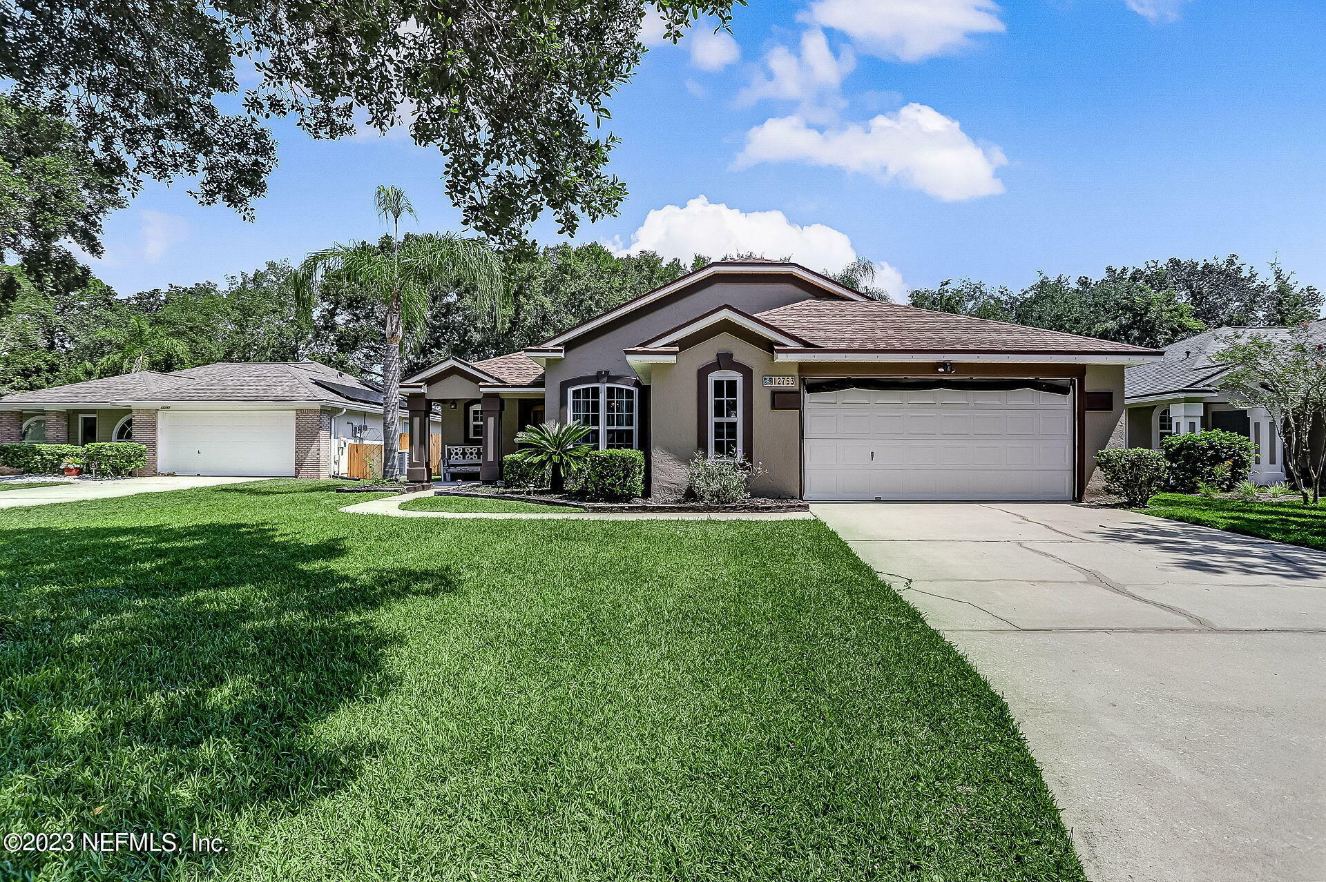 Property Photo:  12753 Avalon Cove Drive N  FL 32224 