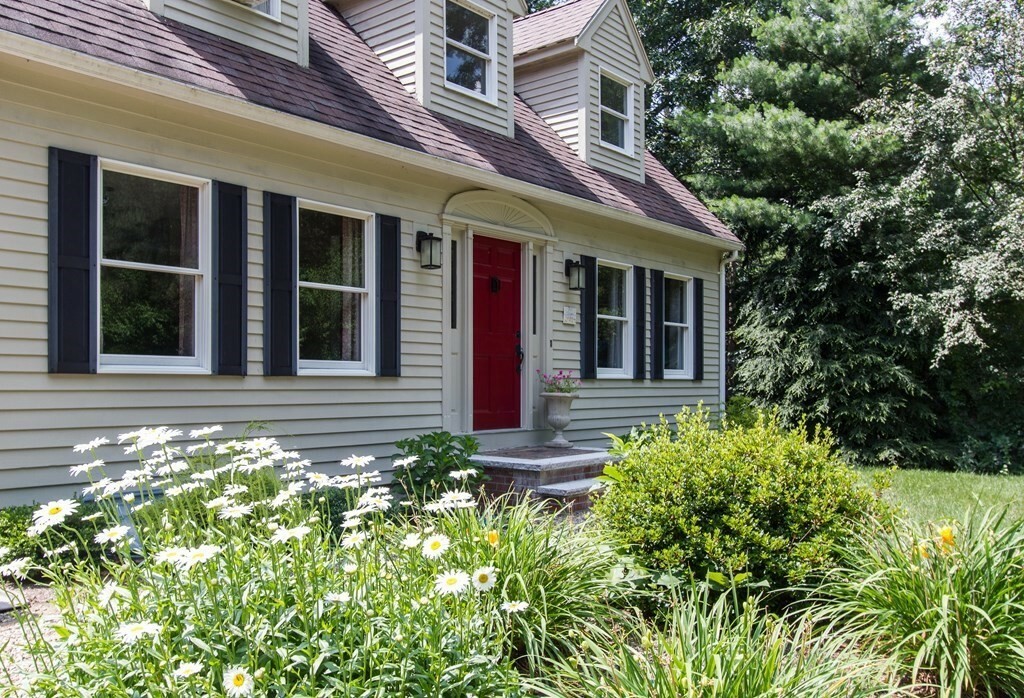 Property Photo: 260 Dodge Road MA 01969