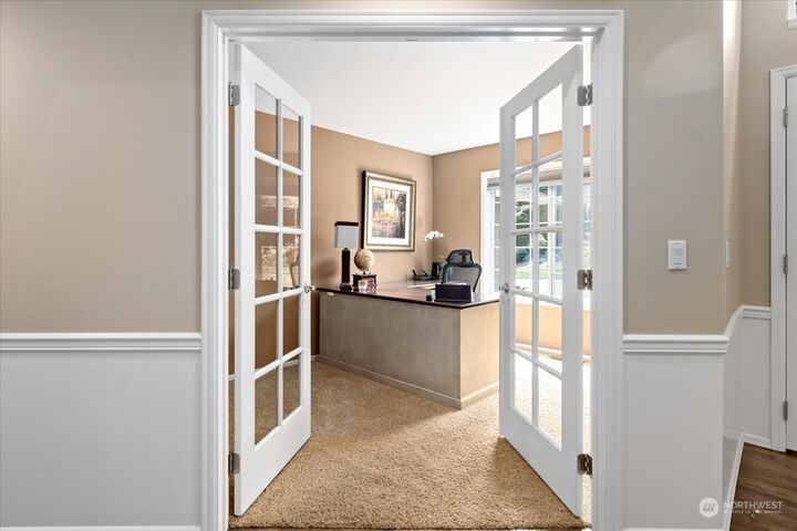 Property Photo: 6422 214th Avenue NE WA 98053