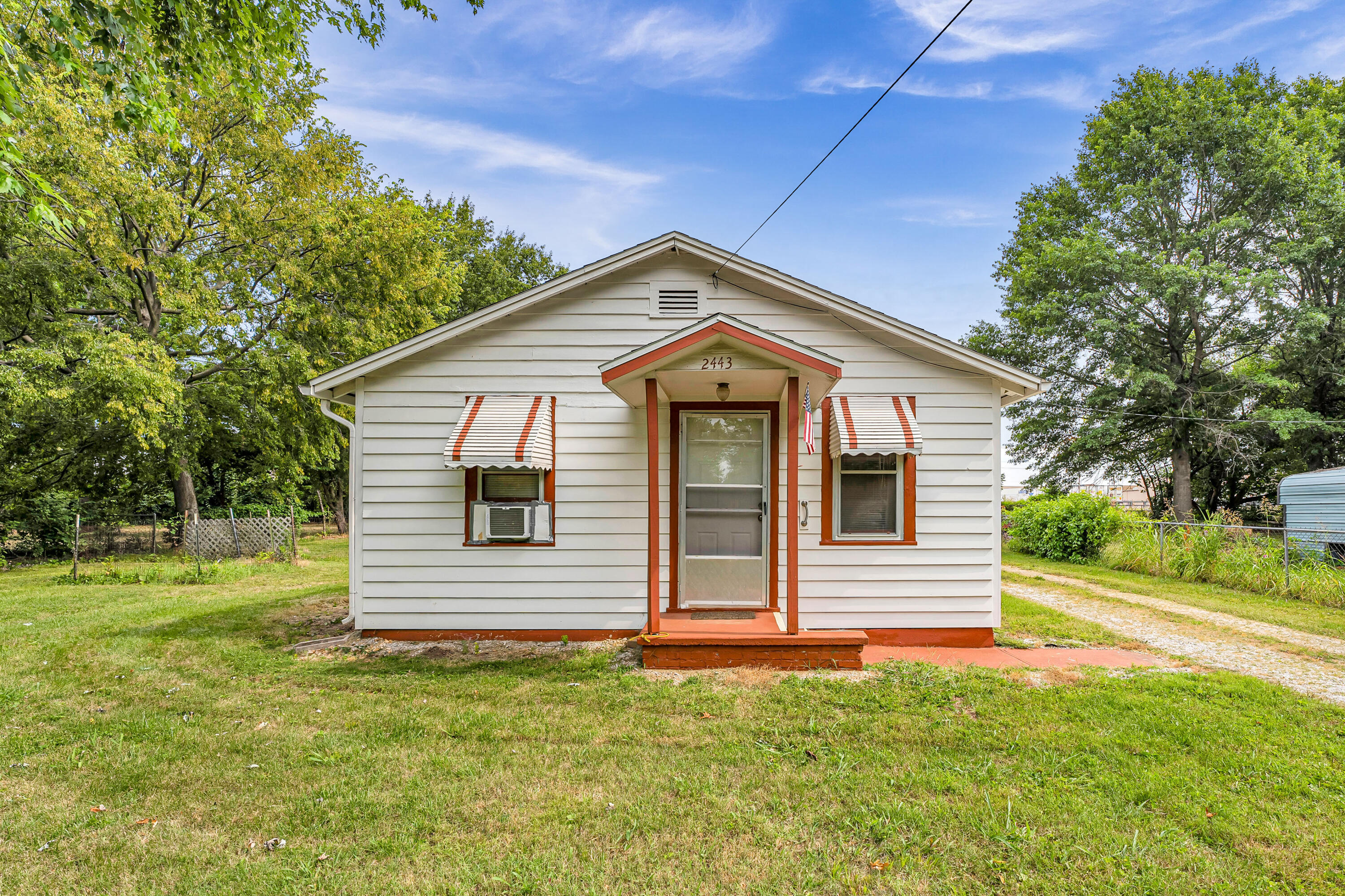 Property Photo: 2443 East Atlantic Street MO 65803