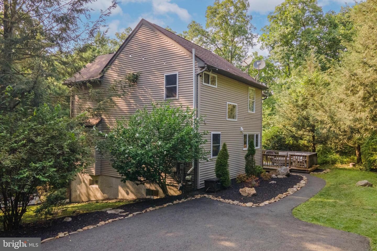 Property Photo:  41 Gressley Road  PA 19522 