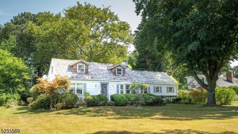 Property Photo:  43 Kings Hwy  NJ 07748 