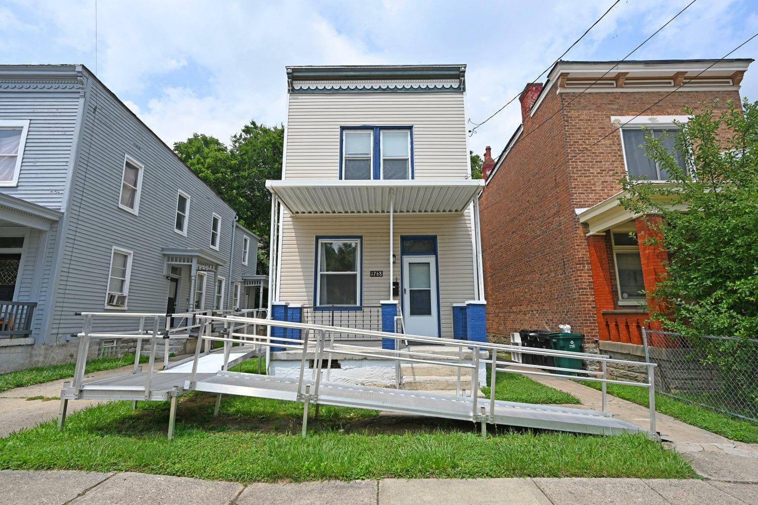 Property Photo: 1768 Carll St OH 45225