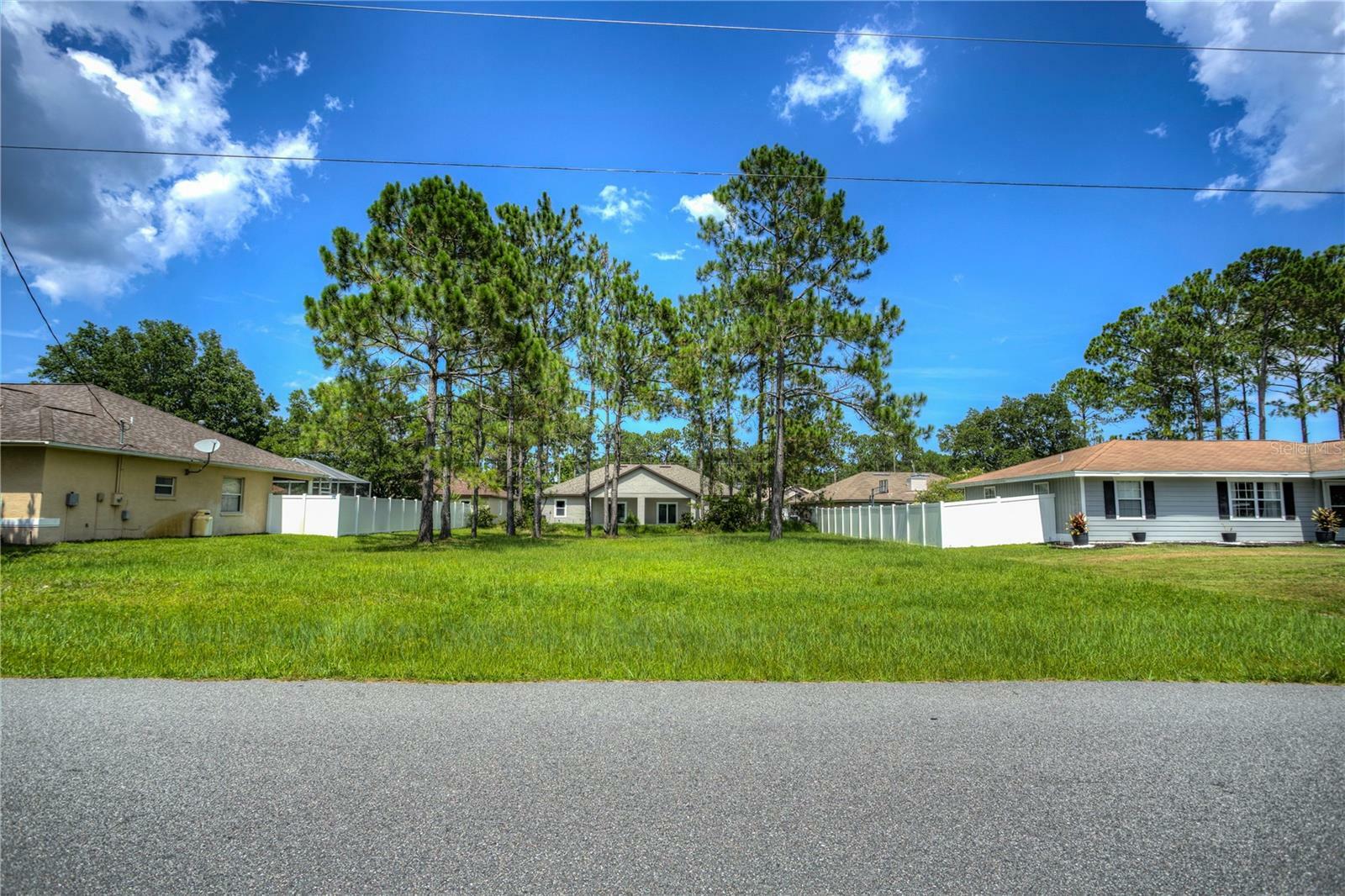 Property Photo:  105 Burroughs Drive  FL 32137 