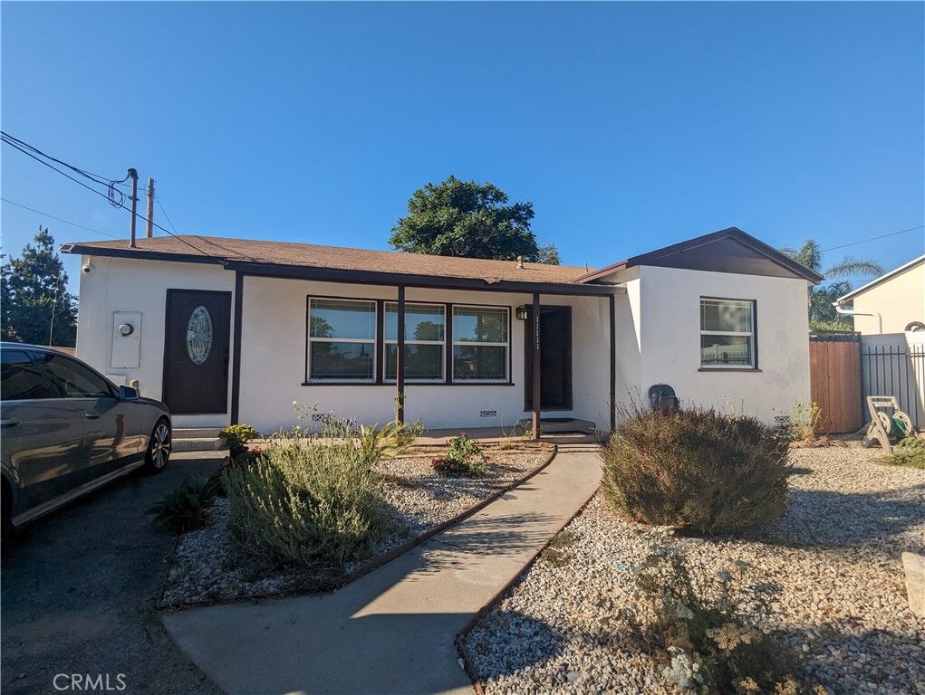 Property Photo:  11111 Cohasset Street  CA 91352 