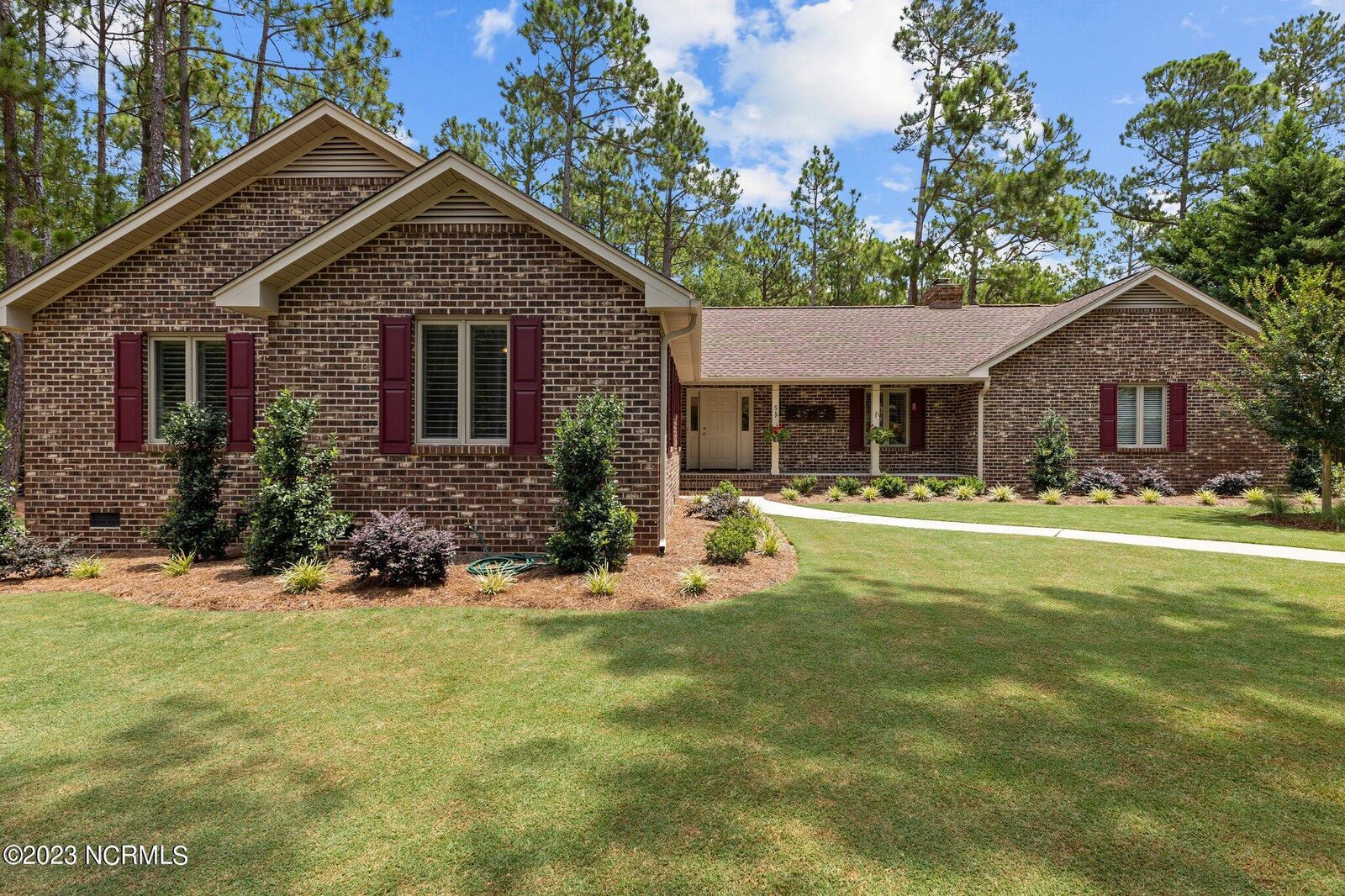 Property Photo:  5 Tamarisk Lane  NC 28374 