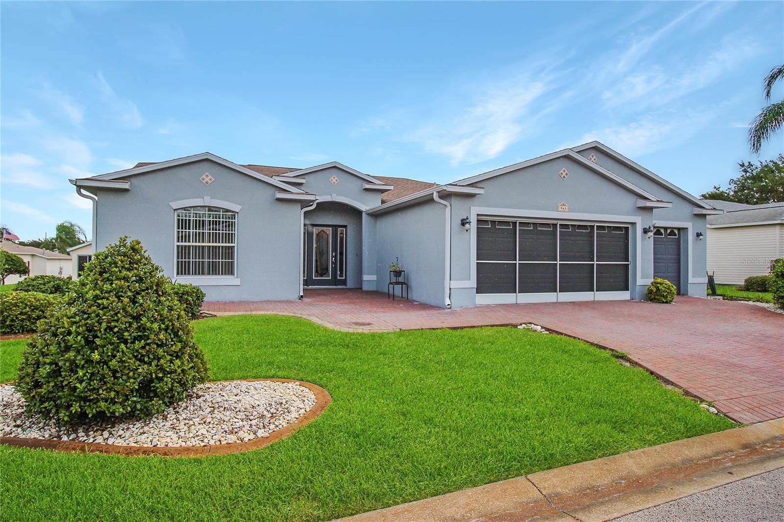 Property Photo: 943 Forest Breeze Path FL 34748