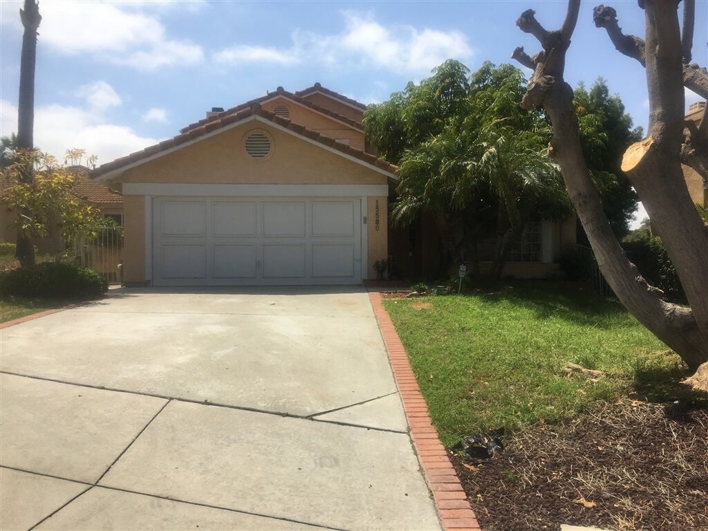 Property Photo: 15580 Corte Montanoso CA 92127