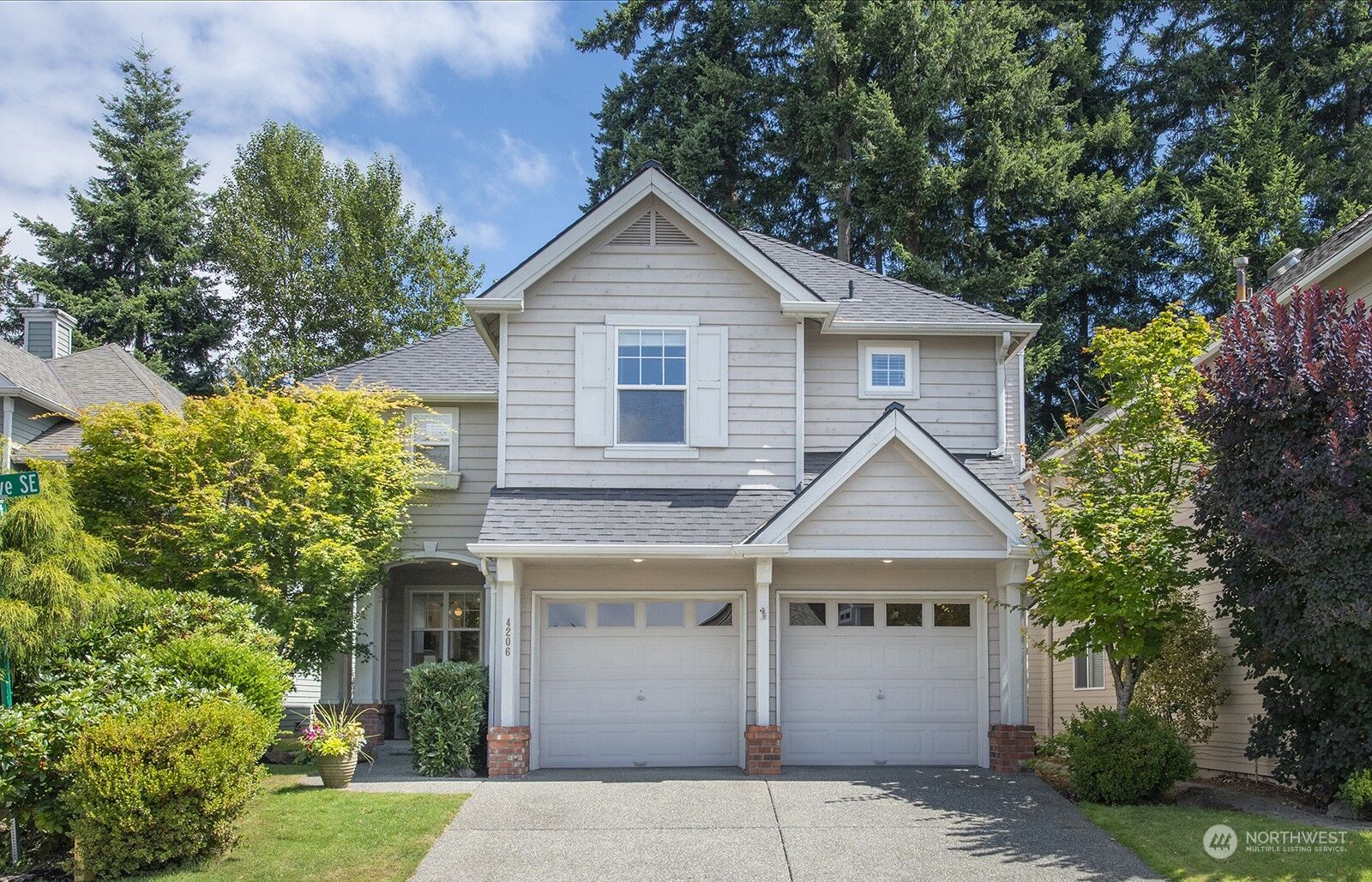 Property Photo:  4206 252nd Avenue SE  WA 98029 