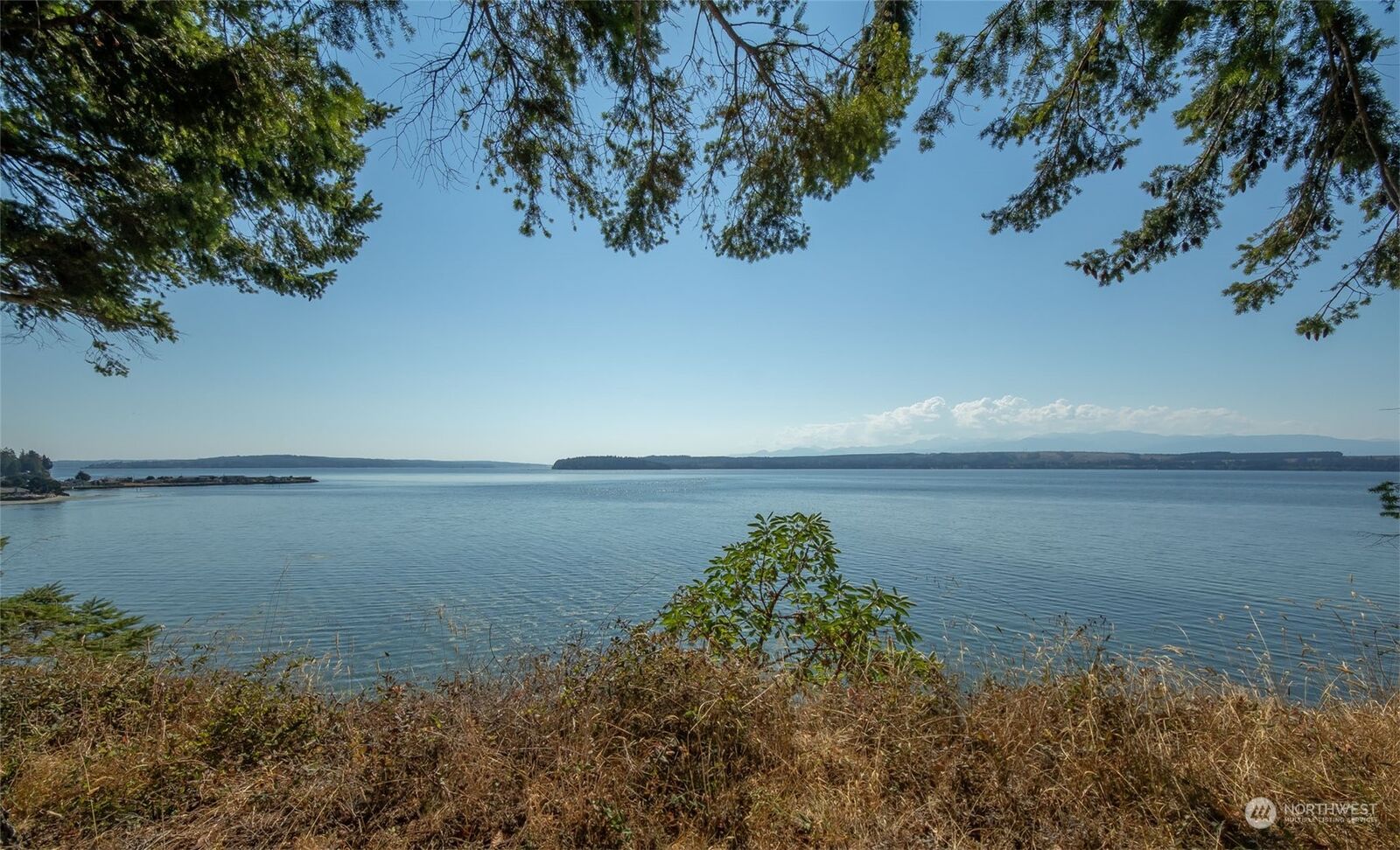 Home for sale in Hansville 39107 Hood Canal Drive NE, Hansville, WA 98340