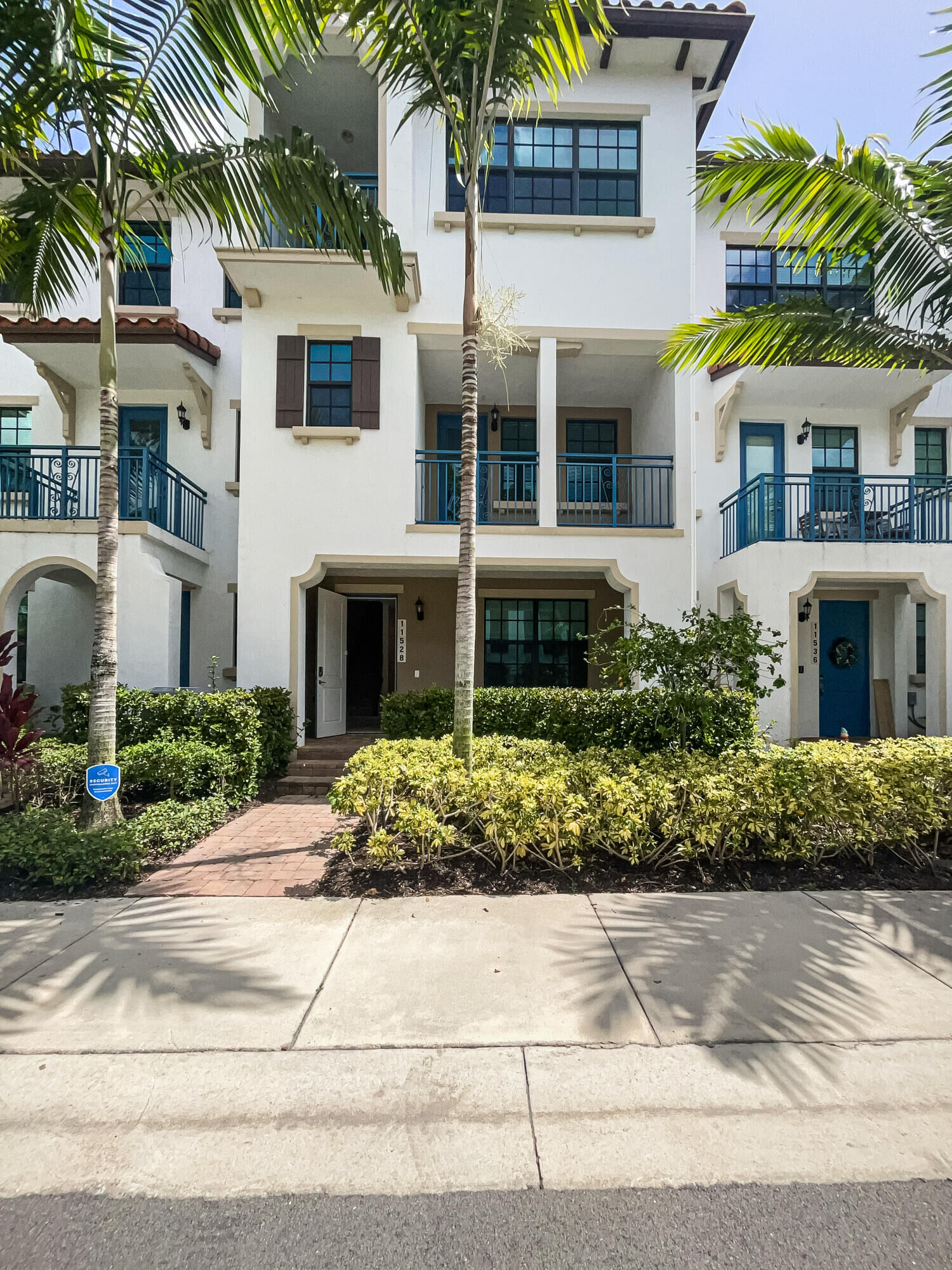 Property Photo:  11528 SW 14th Street  FL 33025 