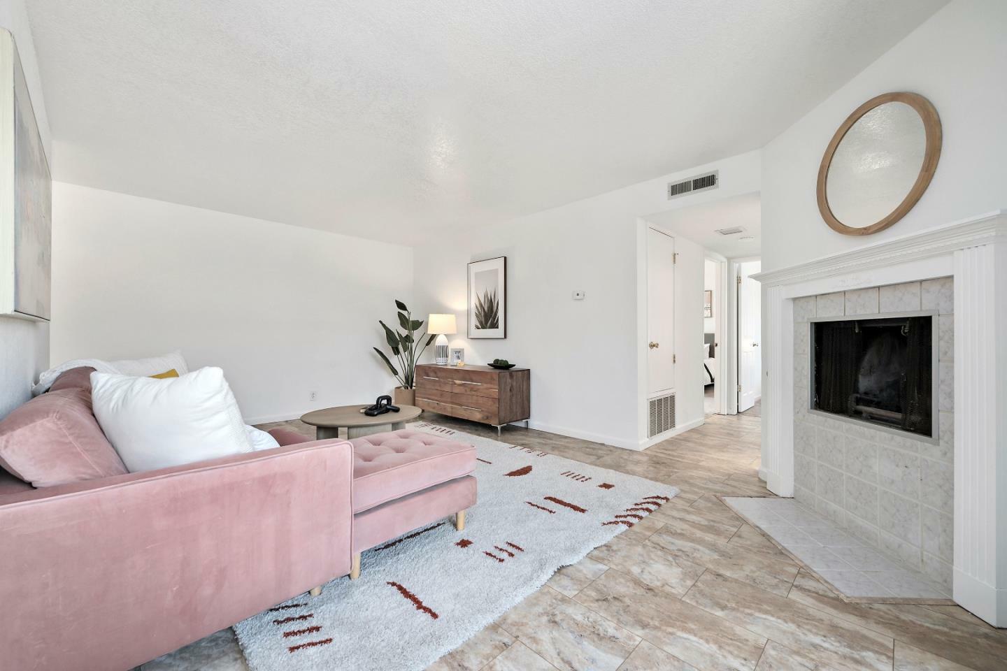 577 East Taylor Avenue D  Sunnyvale CA 94085 photo