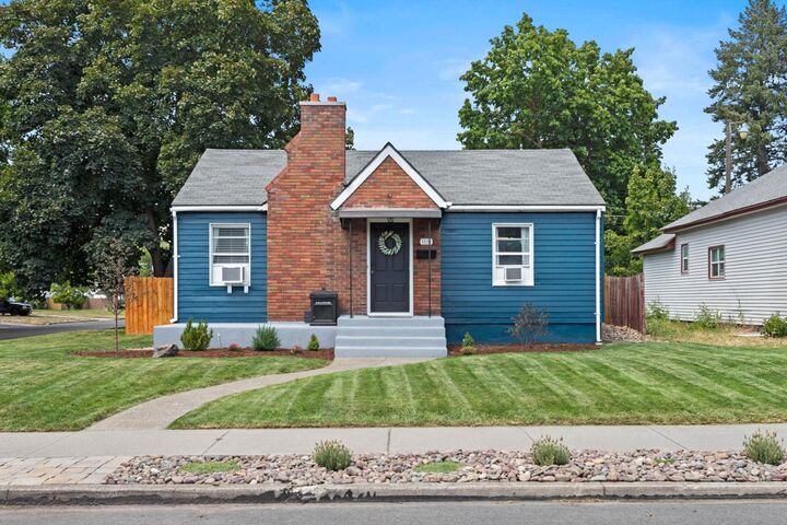1128 W Cleveland Ave  Spokane WA 99205 photo