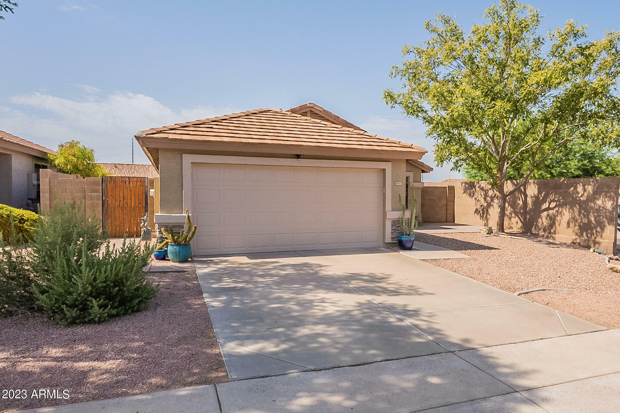 Property Photo:  8907 E Fountain Street  AZ 85207 